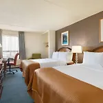 Travelodge Calgary Macleod Trail