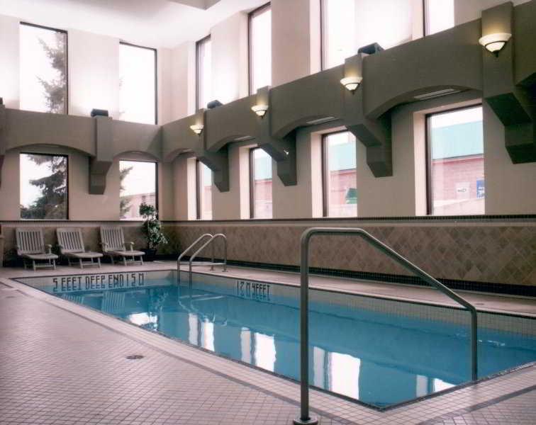 Hotel Travelodge Macleod Trail