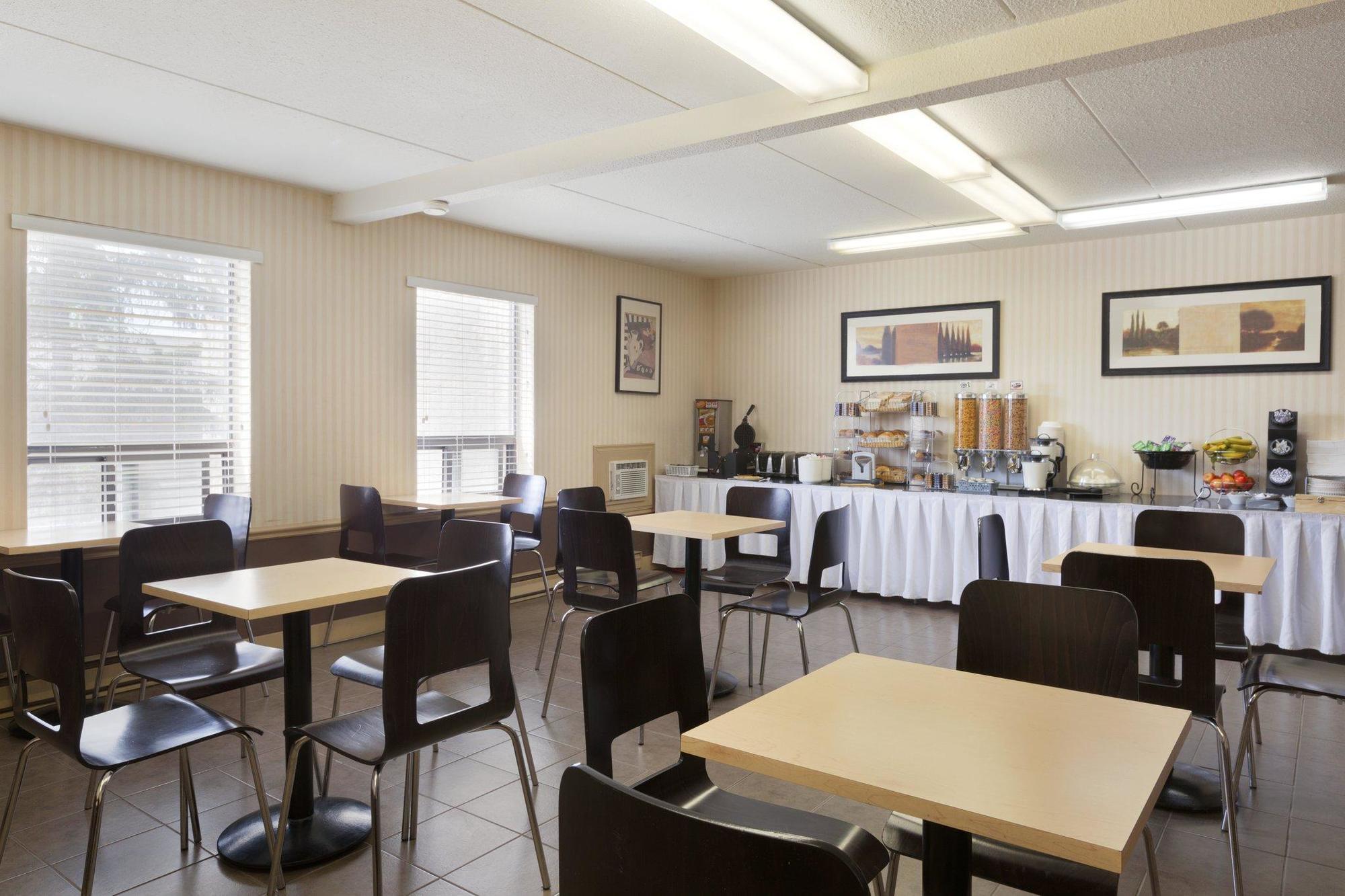 Hotel Travelodge Macleod Trail Calgary